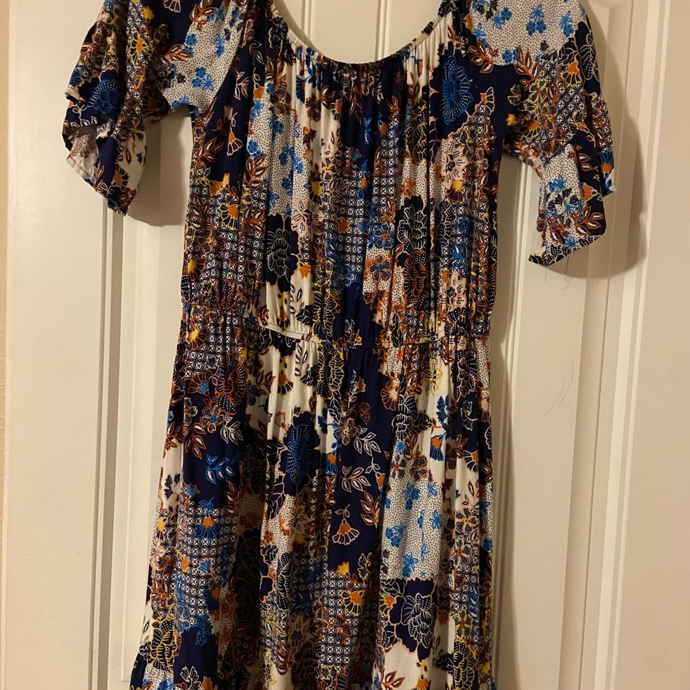 Women’s unbranded Floral Style Dress L/Xl - Picture 2 of 2